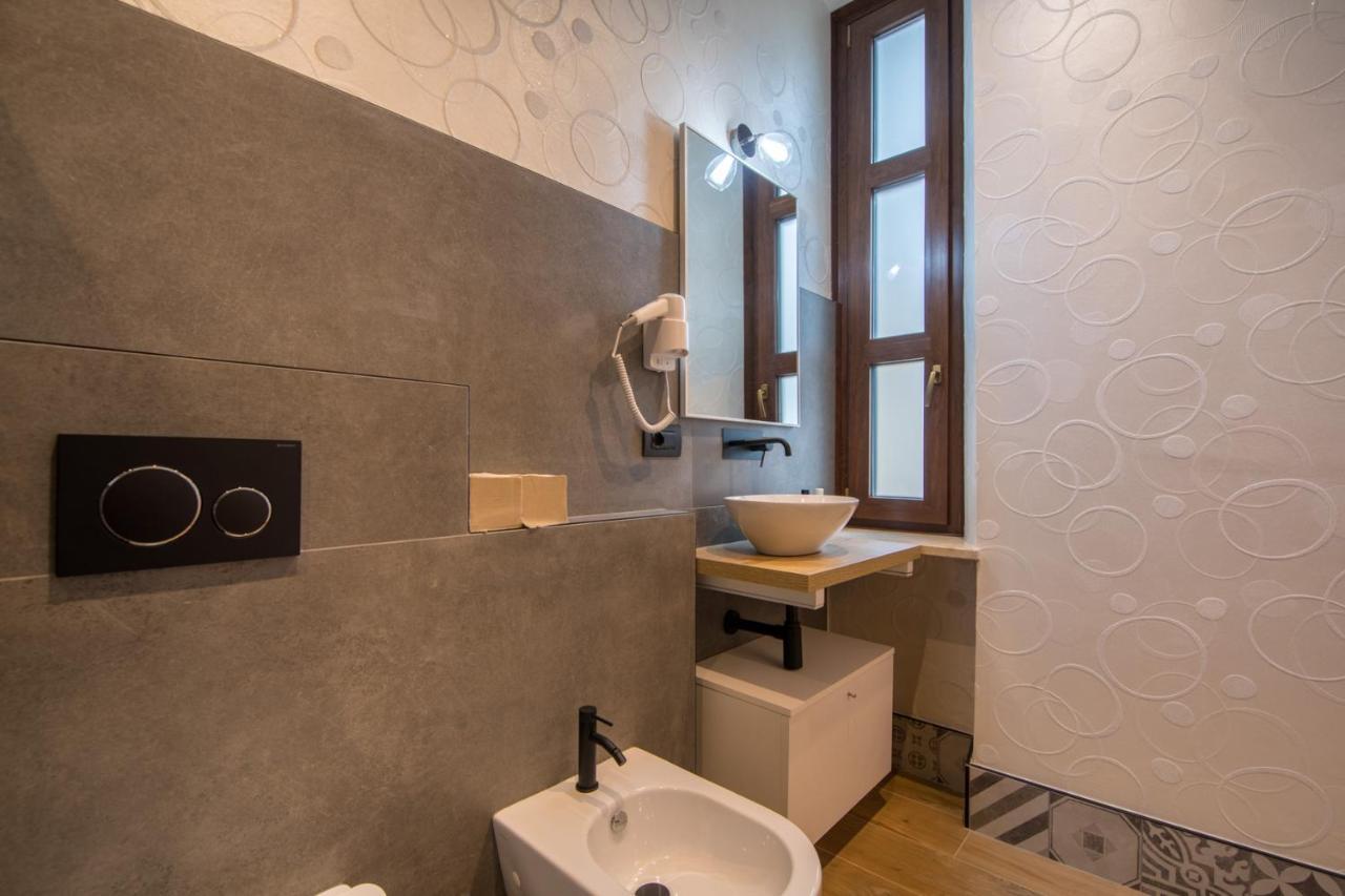 La Locanda Del Bistrot Dei Vinai Cuneo Exteriér fotografie